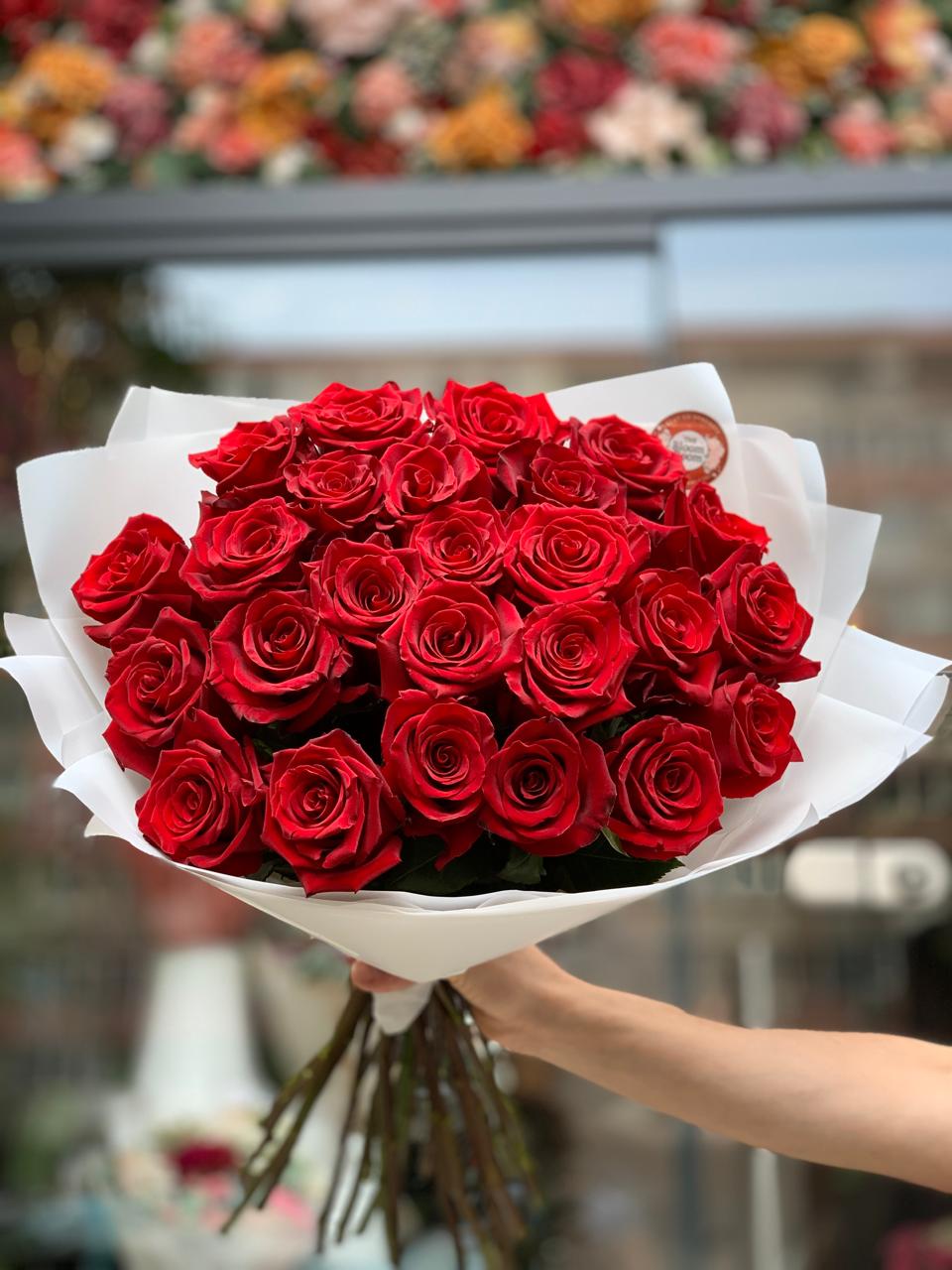 Buchet 31 Trandafiri Rosii Florarie The Bloom Room Bucuresti