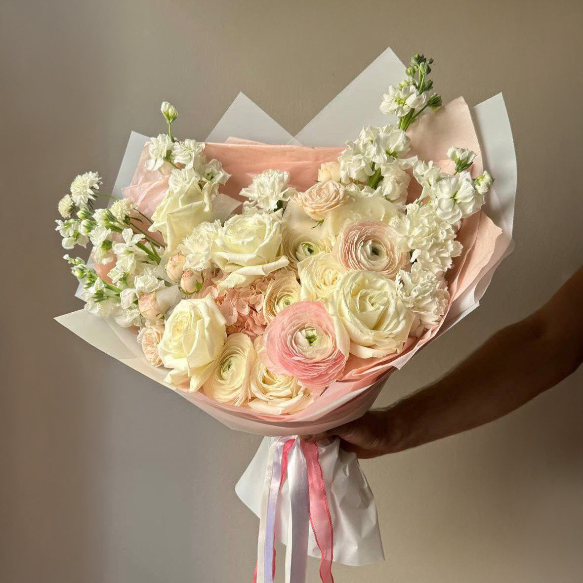 Buchet Blush și Bloom Bucuresti