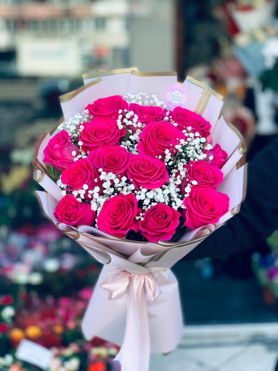 Buchet Trandafiri Fucsia Premium TheBloomRoom