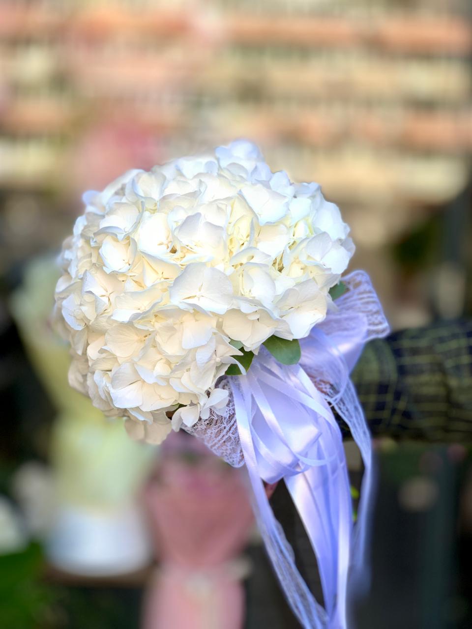 Buchet de Mireasă cu Hortensie Albă Bucuresti