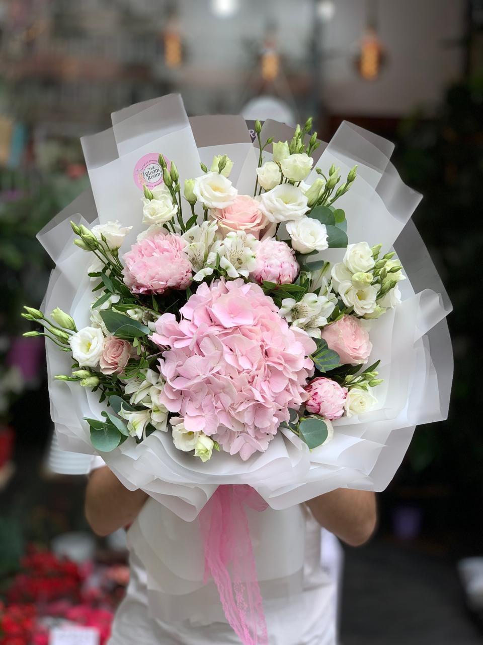 Buchet de Nuntă cu Hortensii si Eustoma Bucuresti