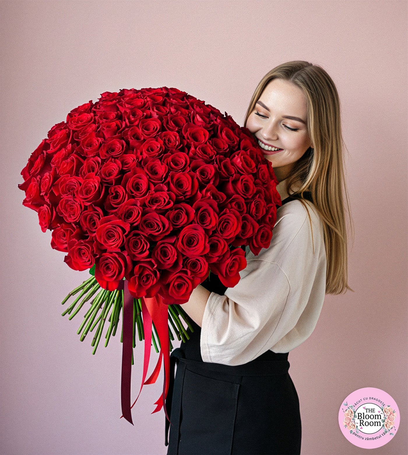 Cumpara 101 trandafiri în Bucharest - Livrare flori